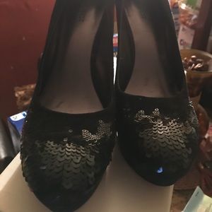 Nine West disco ball tip shoes